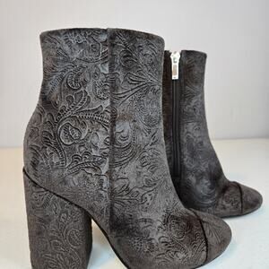 Marc Fisher LTD Prana Cap Toe Bootie Brown Velvet Paisley Design Size 5 1/2